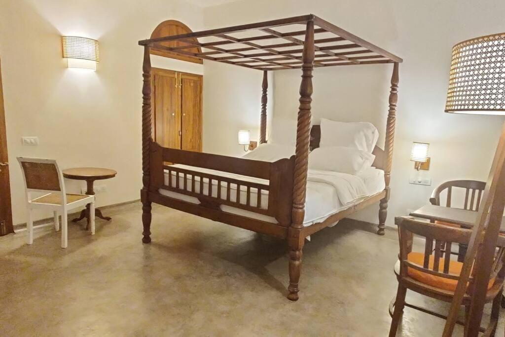 Holy Mountain Villa - Tiruvannāmalai エクステリア 写真